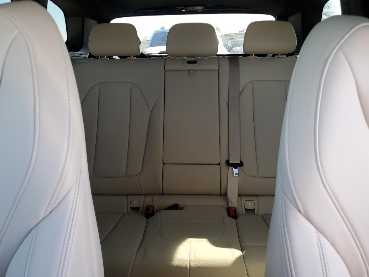 2019 BMW X3 VIN 5UXTR7C5XKLF32300 Copart auction photo, rear end damage thumbnail 10