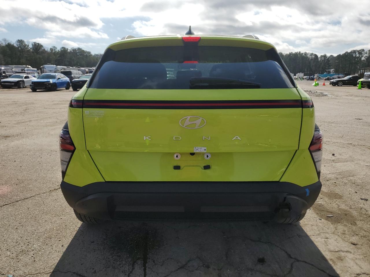 2024 Hyundai Kona VIN KM8HC3AB7RU144979 Copart auction photo, side / minor dent/scratches damage thumbnail 6