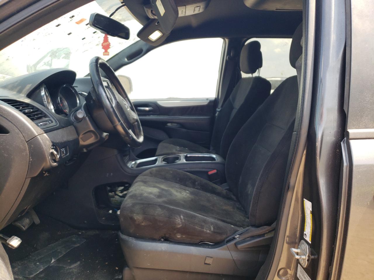2016 Dodge Caravan VIN 2C4RDGCG3GR362742 Copart auction photo, biohazard/chemical / all over damage thumbnail 7
