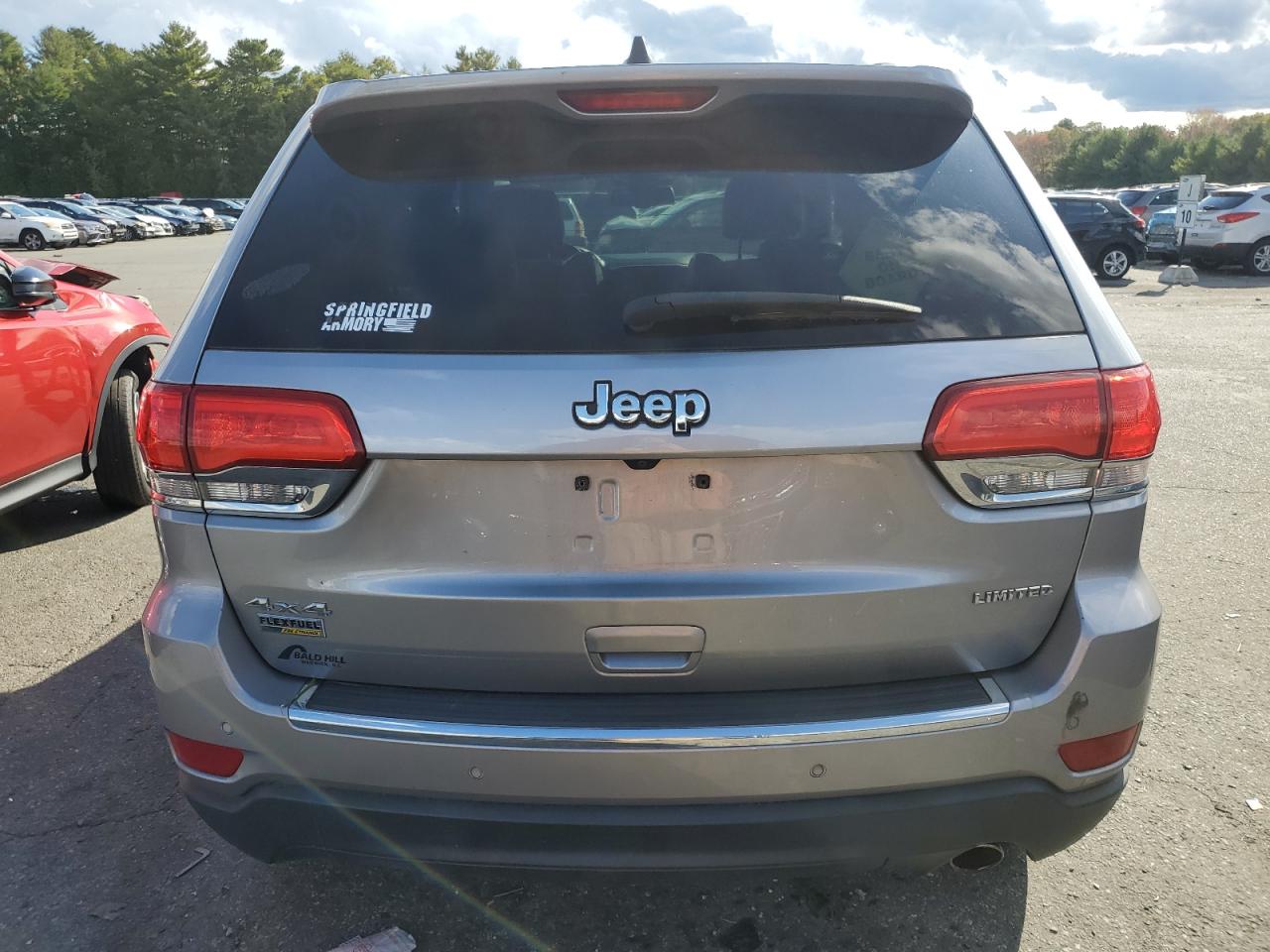 2015 Jeep Grand Cherokee VIN 1C4RJFBG3FC205479 Copart auction photo, undercarriage / minor dent/scratches damage thumbnail 6