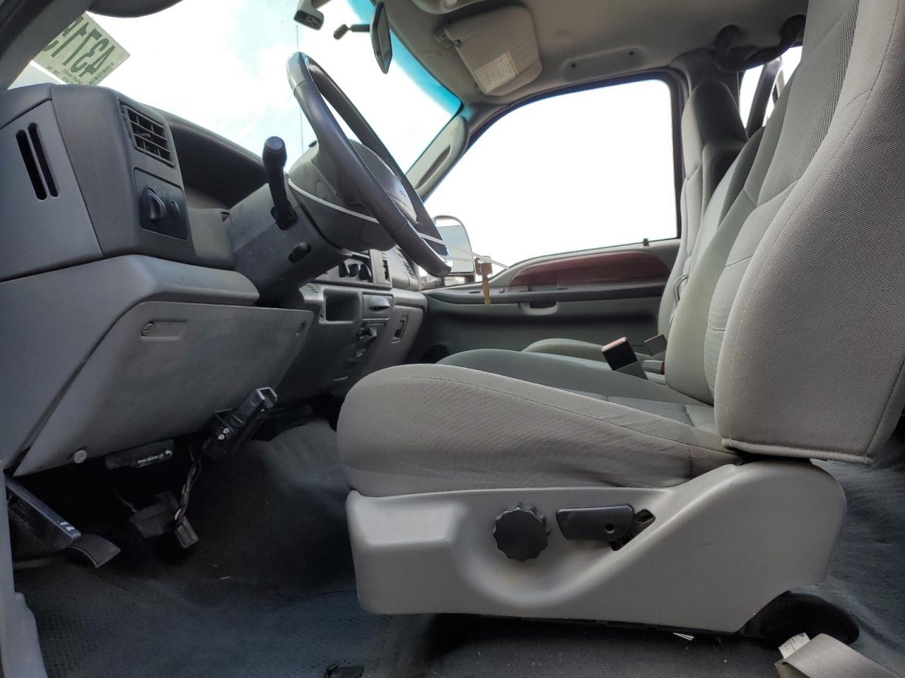 2004 Ford F250 VIN 1FTNW21P04EC88882 Copart auction photo, mechanical / water/flood damage thumbnail 7