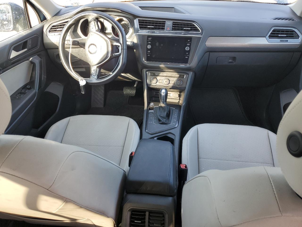 2019 Volkswagen Tiguan VIN 3VV3B7AX5KM156869 Copart auction photo, front end damage thumbnail 8