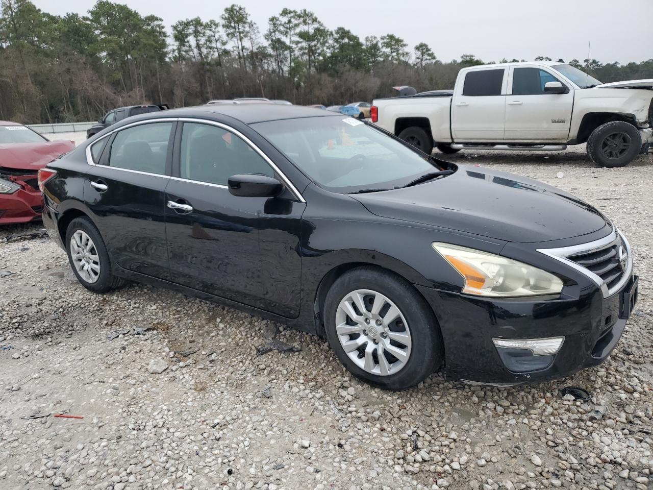 2015 Nissan Altima VIN 1N4AL3AP1FN353910 Copart auction photo, side / minor dent/scratches damage thumbnail 4