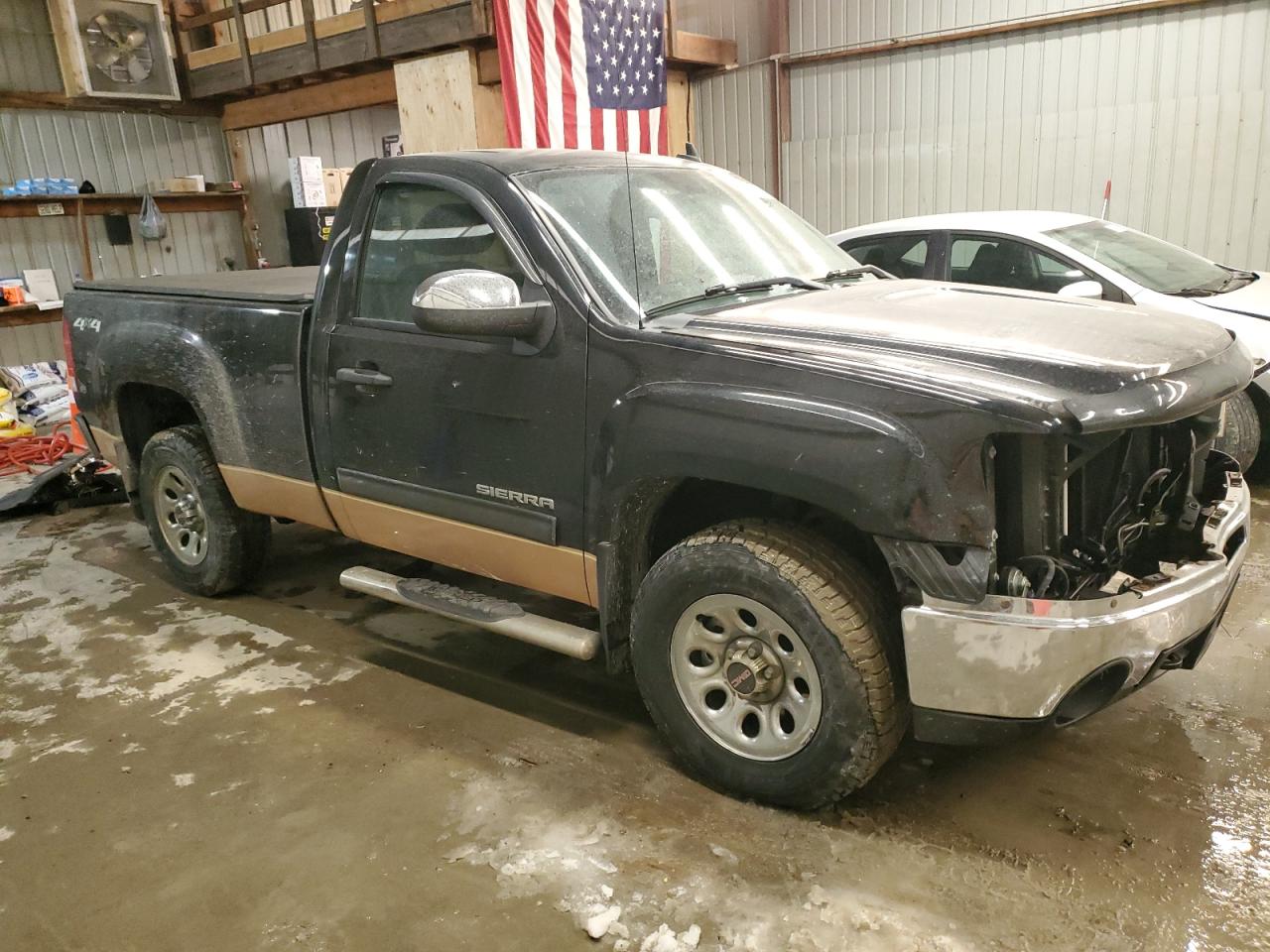 2013 GMC Sierra VIN 1GTN2VE05DZ256643 Copart auction photo, front end damage thumbnail 4