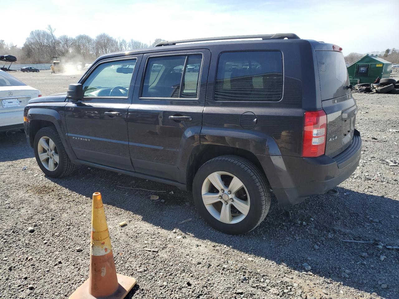 2014 Jeep Liberty (Patriot) VIN 1C4NJRFBXED825026 Copart auction photo, mechanical damage thumbnail 2