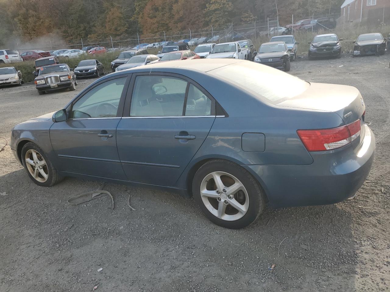2007 Hyundai Sonata VIN 5NPEU46F27H211548 Copart auction photo, minor dent/scratches damage thumbnail 2
