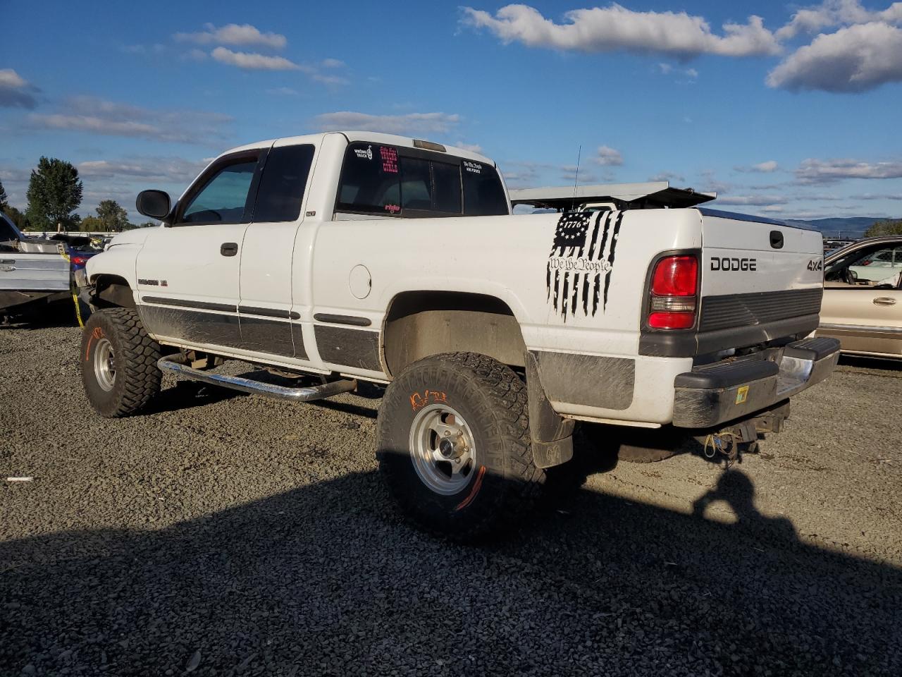 1998 Dodge RAM VIN 3B7HF13Y5WG178306 Copart auction photo, front end damage thumbnail 2