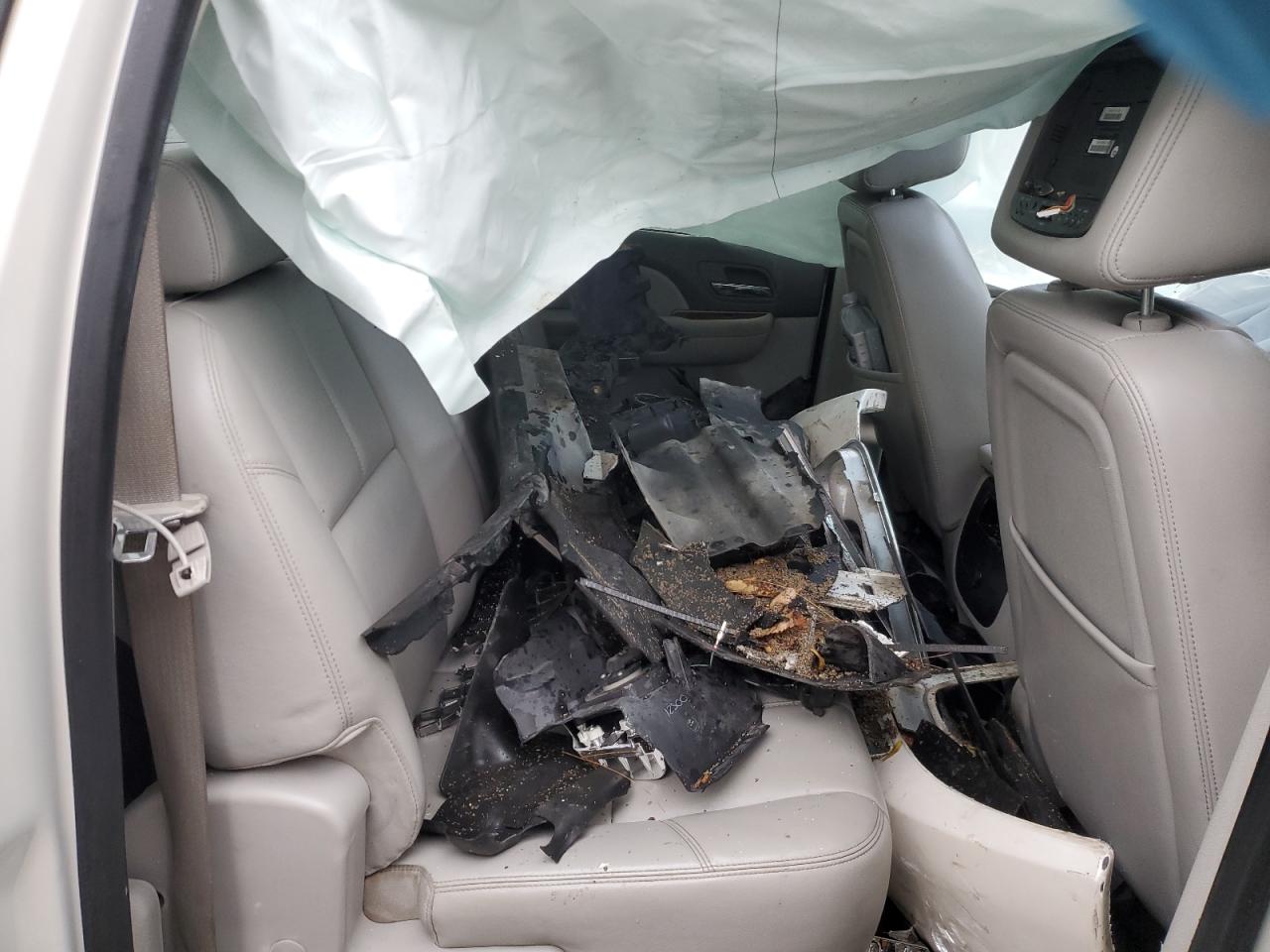 2012 Chevrolet Silverado VIN 3GCPKTE71CG242957 Copart auction photo, front end / side damage thumbnail 11