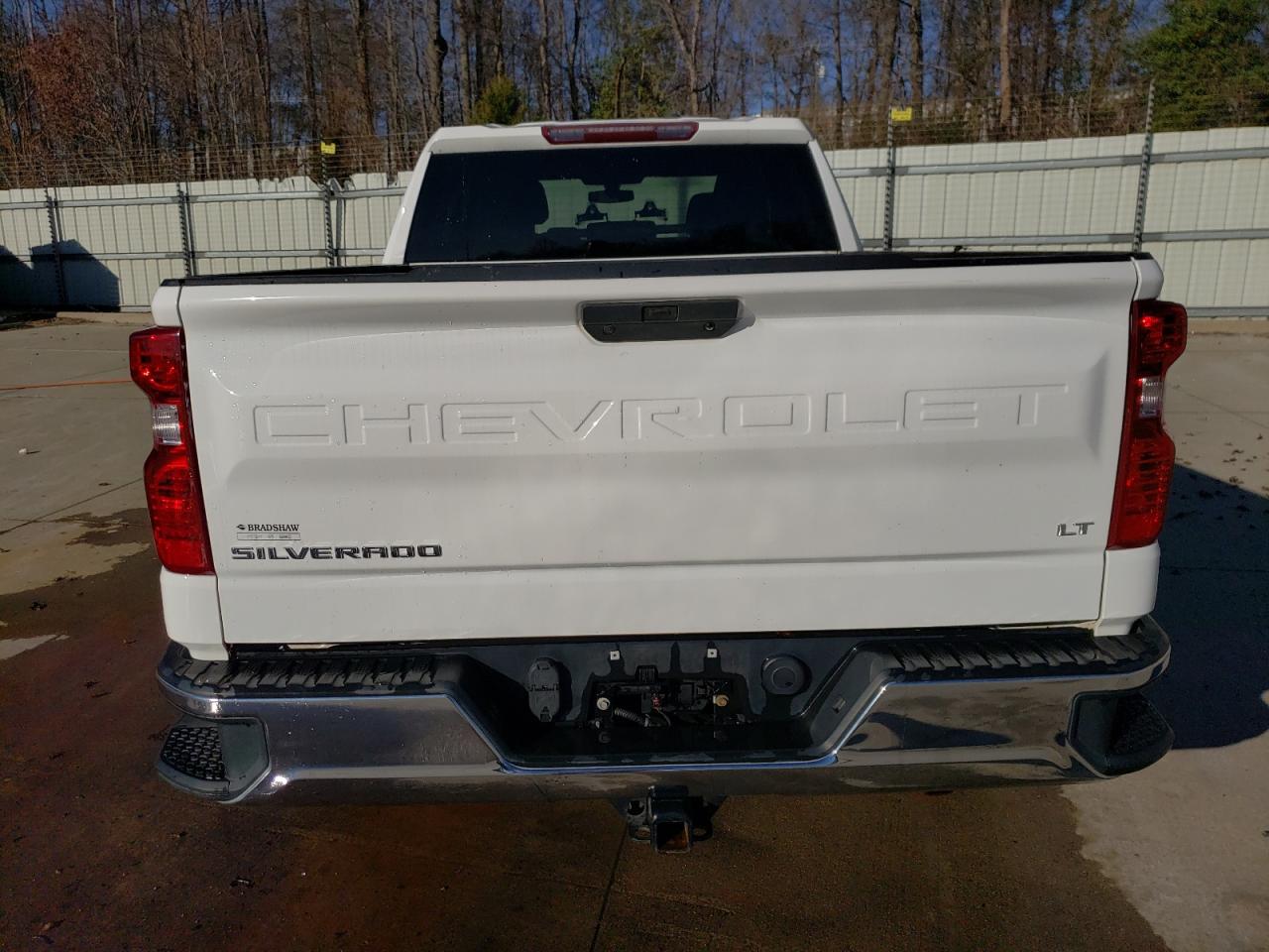 2021 Chevrolet Silverado VIN 1GCRWCED2MZ108687 Copart auction photo, minor dent/scratches damage thumbnail 6