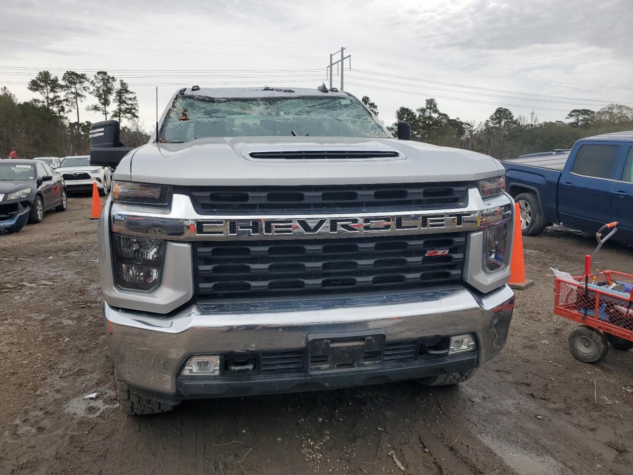 2021 Chevrolet Silverado VIN 1GC1YNEY8MF305774 Copart auction photo, all over damage thumbnail 5