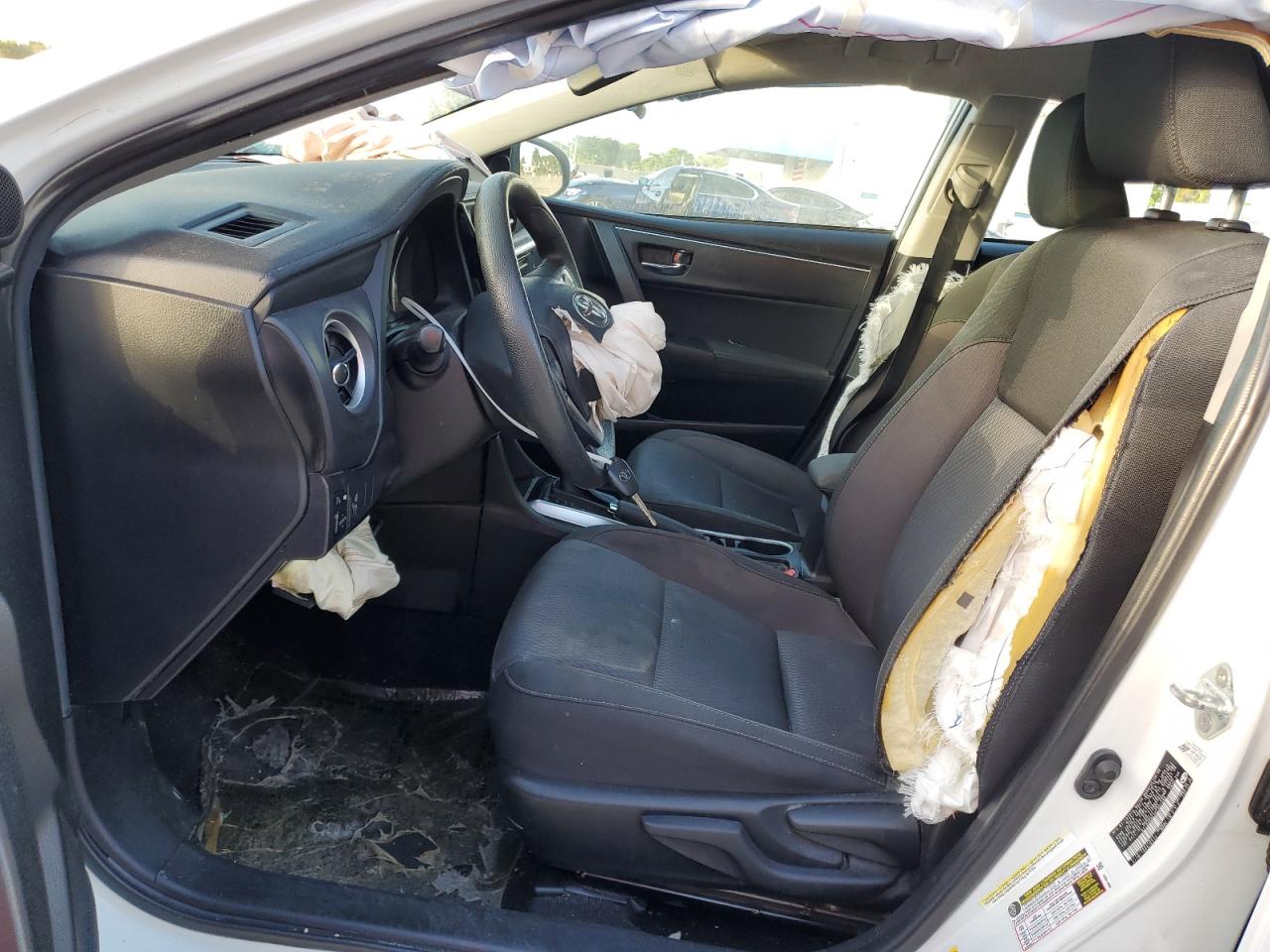 2019 Toyota Corolla VIN 5YFBURHE4KP907585 Copart auction photo, front end damage thumbnail 7
