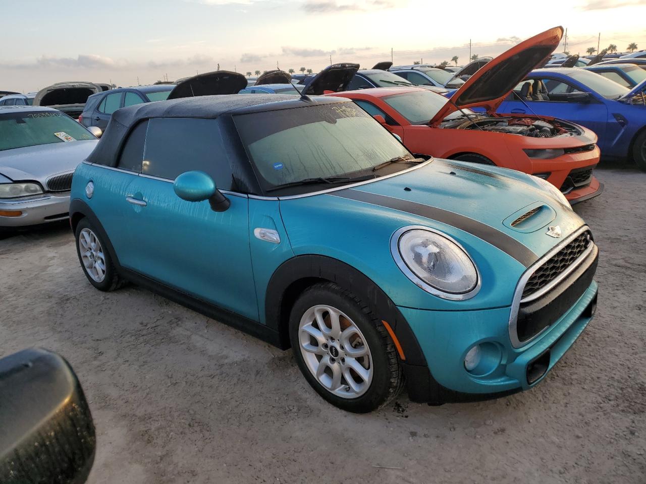 2017 MINI Cooper VIN WMWWG9C38H3A92775 Copart auction photo, water/flood damage thumbnail 4