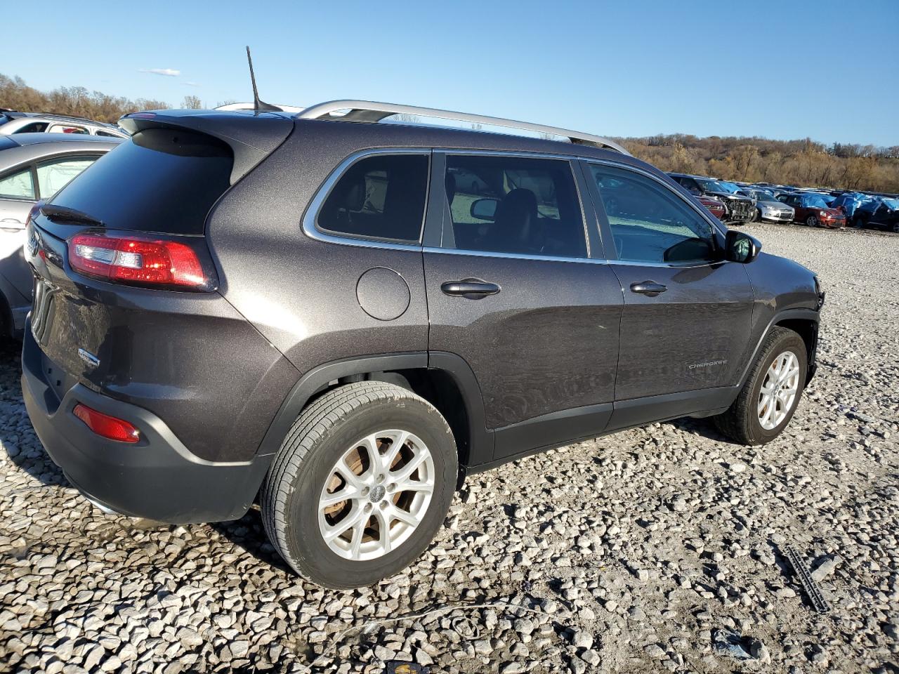 2018 Jeep Grand Cherokee VIN 1C4PJMLXXJD517893 Copart auction photo, front end damage thumbnail 3
