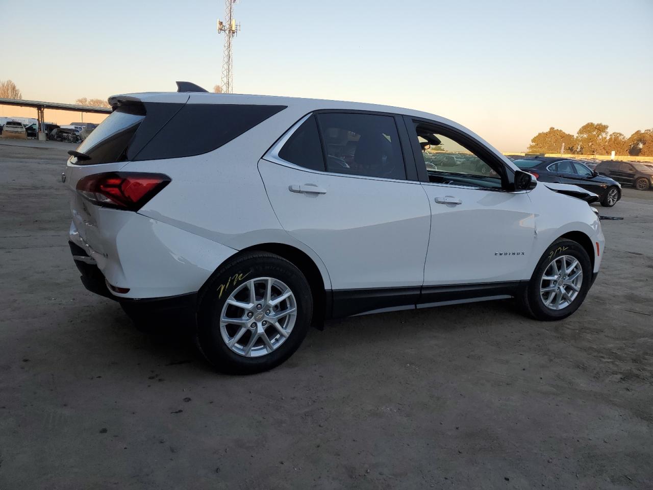 2022 Chevrolet Equinox VIN 3GNAXKEV7NL303293 Copart auction photo, rear end / front end damage thumbnail 3
