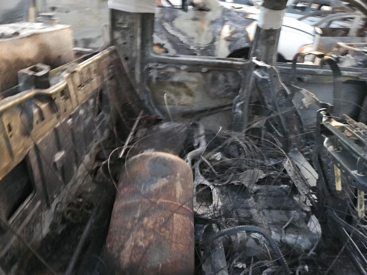 2021 RAM 2500 VIN 3C6UR5JL9MG628600 Copart auction photo, burn damage thumbnail 12