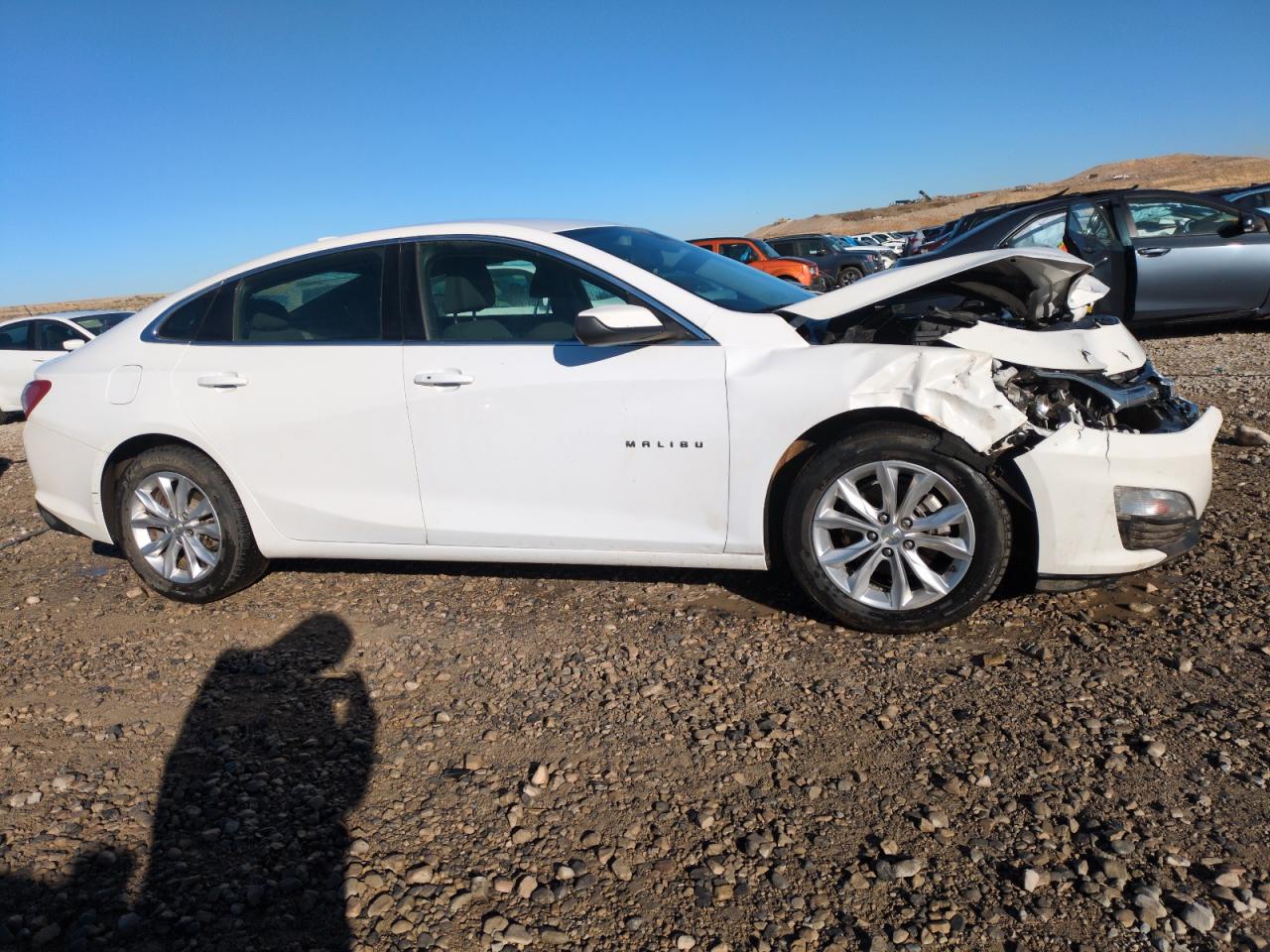 2020 Chevrolet Malibu VIN 1G1ZD5ST7LF075126 Copart auction photo, front end damage thumbnail 4