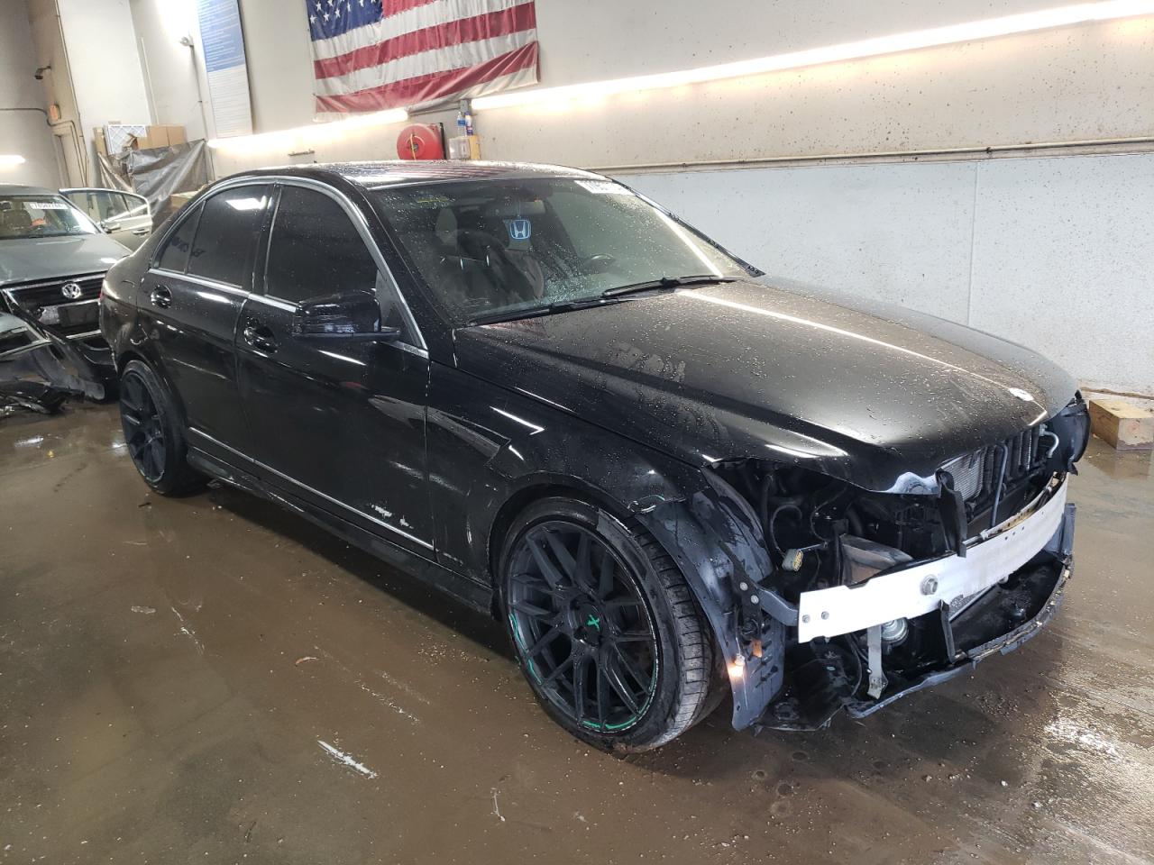 2013 Mercedes-Benz C-klasse VIN WDDGF8AB9DG121995 Copart auction photo, front end / rear end damage thumbnail 4