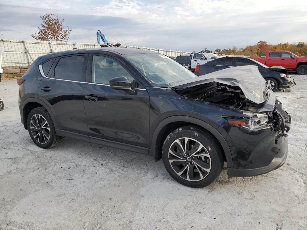 2022 Mazda CX-5 VIN JM3KFBEM5N1550463 Copart auction photo, front end / side damage thumbnail 4