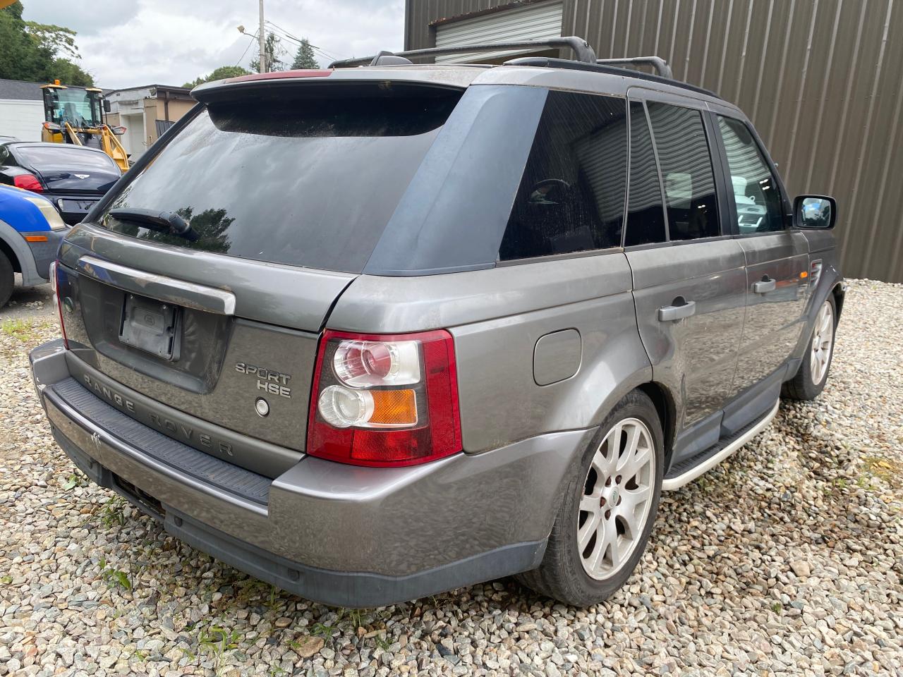 2007 Land Rover Range Rover VIN SALSK25487A988846 Copart auction photo, minor dent/scratches / normal wear damage thumbnail 4