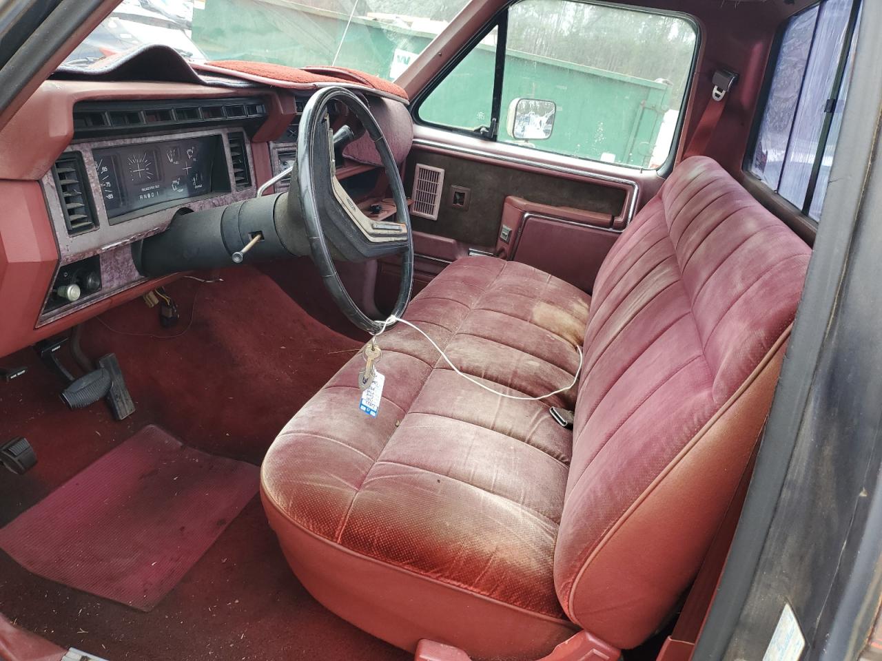 1985 Ford F-150 VIN 1FTCF15NXFKA98456 Copart auction photo, front end / minor dent/scratches damage thumbnail 7