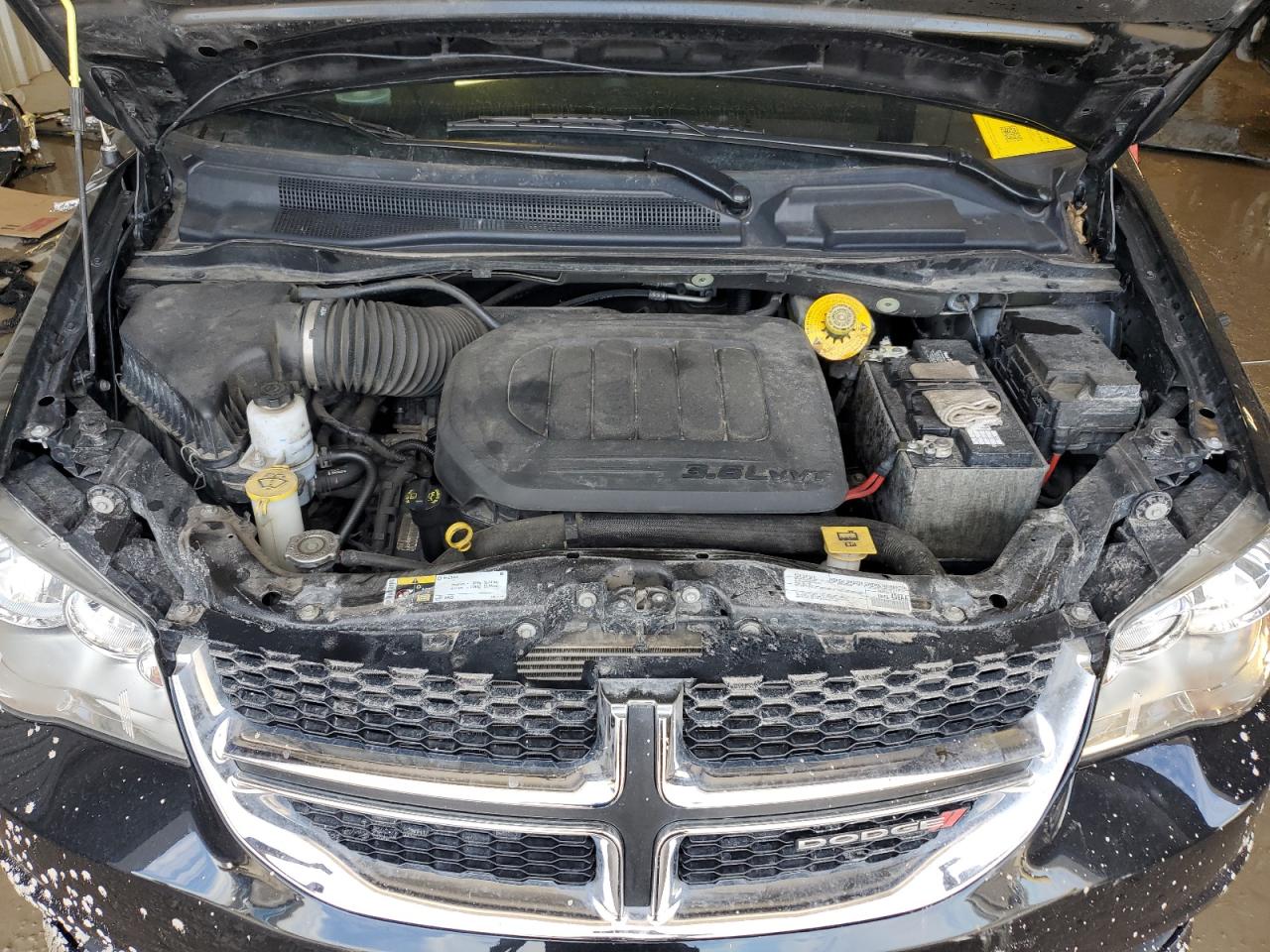2019 Dodge Caravan VIN 2C4RDGBG1KR596565 Copart auction photo, all over damage thumbnail 12