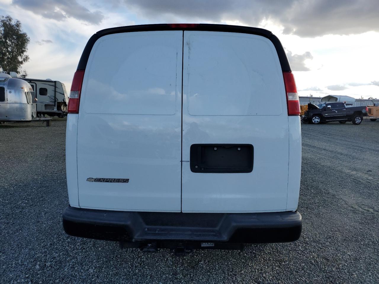 2017 Chevrolet Express VIN 1GCZGGFG8H1347985 Copart auction photo, side damage thumbnail 6