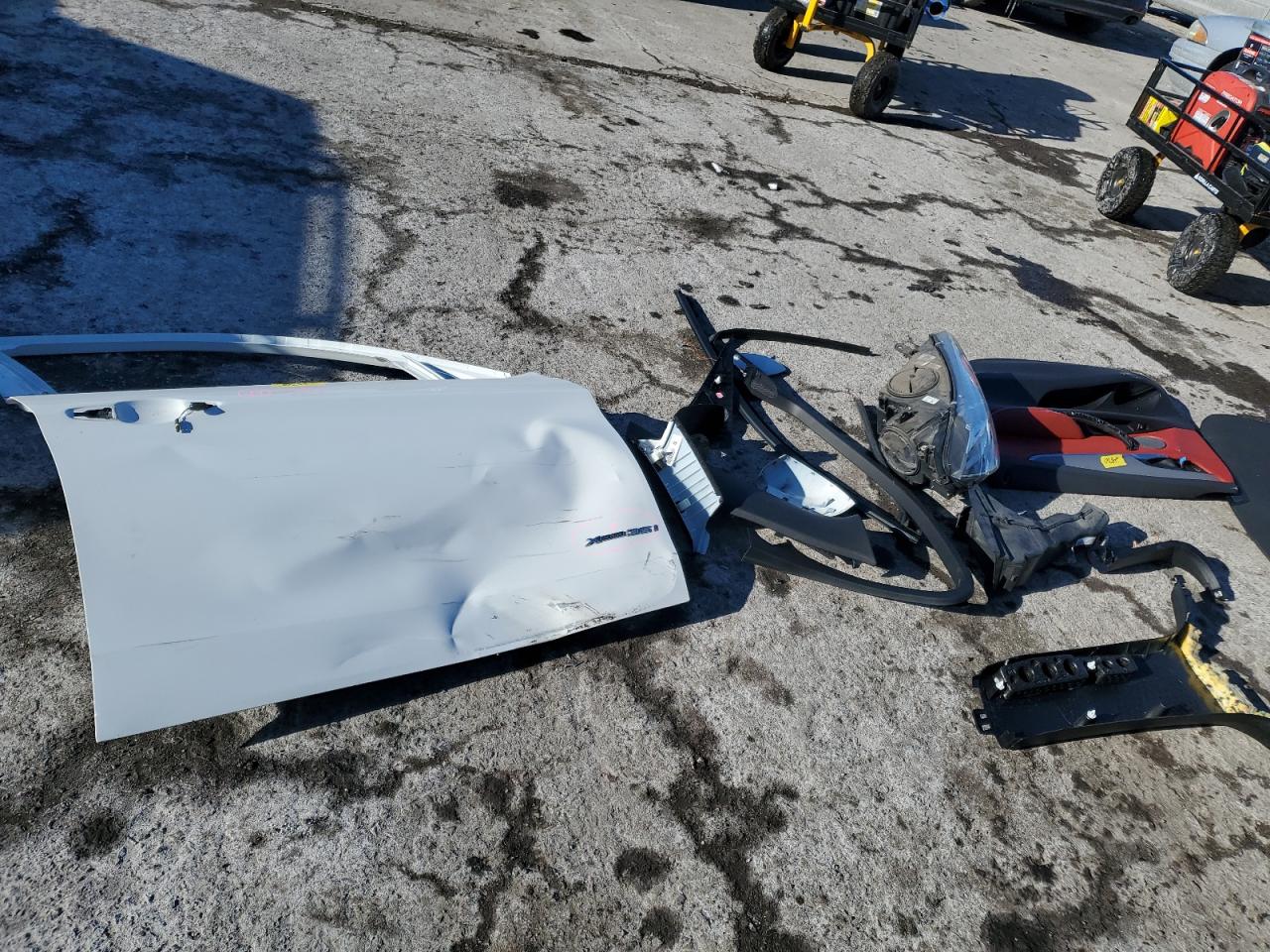 2018 BMW X6 VIN 5UXKU2C53J0Z61966 Copart auction photo, all over damage thumbnail 13