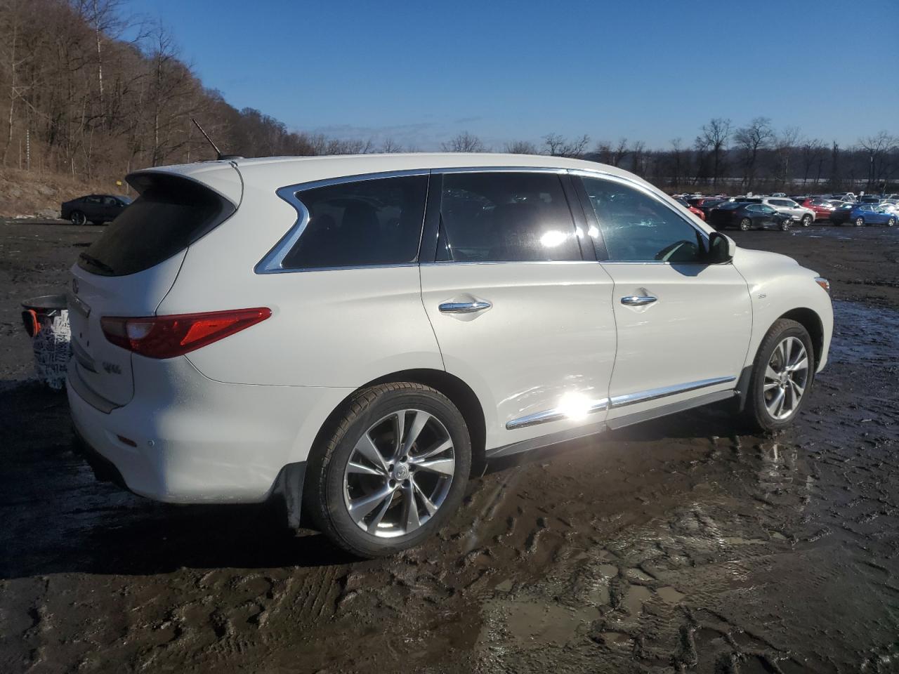 2014 Infiniti QX60 VIN 5N1AL0MM0EC534707 Copart auction photo, front end / minor dent/scratches damage thumbnail 3