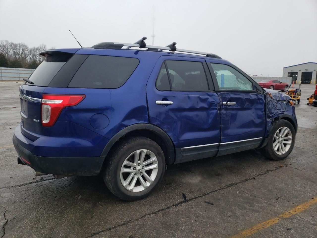 2013 Ford Explorer VIN 1FM5K8D87DGC92530 Copart auction photo, side / front end damage thumbnail 3