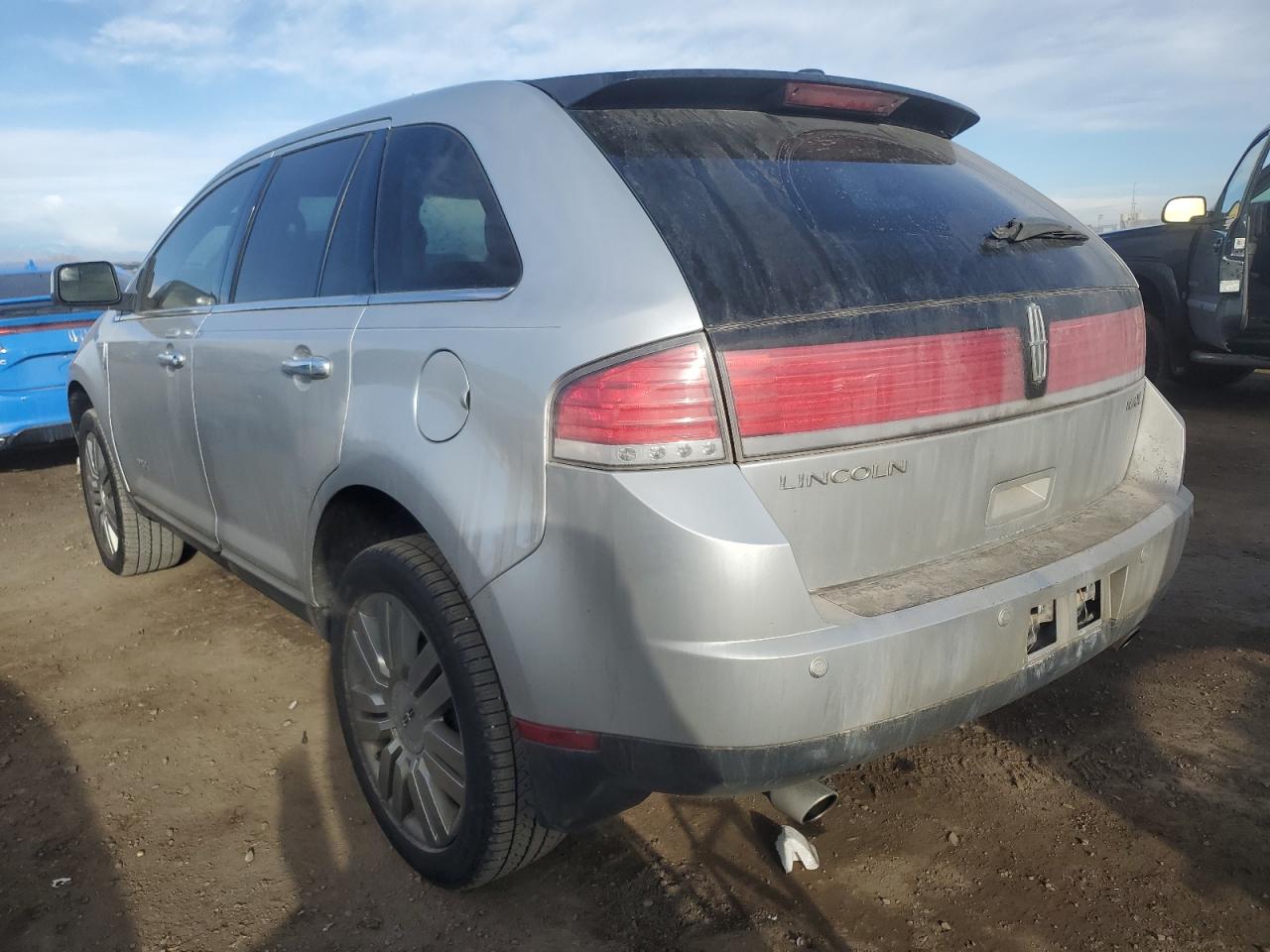 2010 Lincoln MKX VIN 2LMDJ6JC8ABJ19702 Copart auction photo, front end damage thumbnail 2