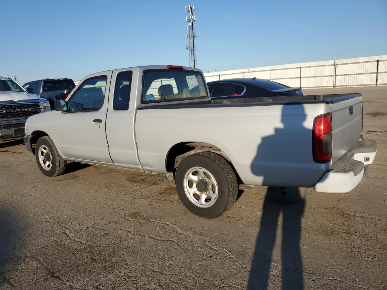 2000 Nissan Navara (Frontier) VIN 1N6DD26S4YC311626 Copart auction photo, mechanical damage thumbnail 2