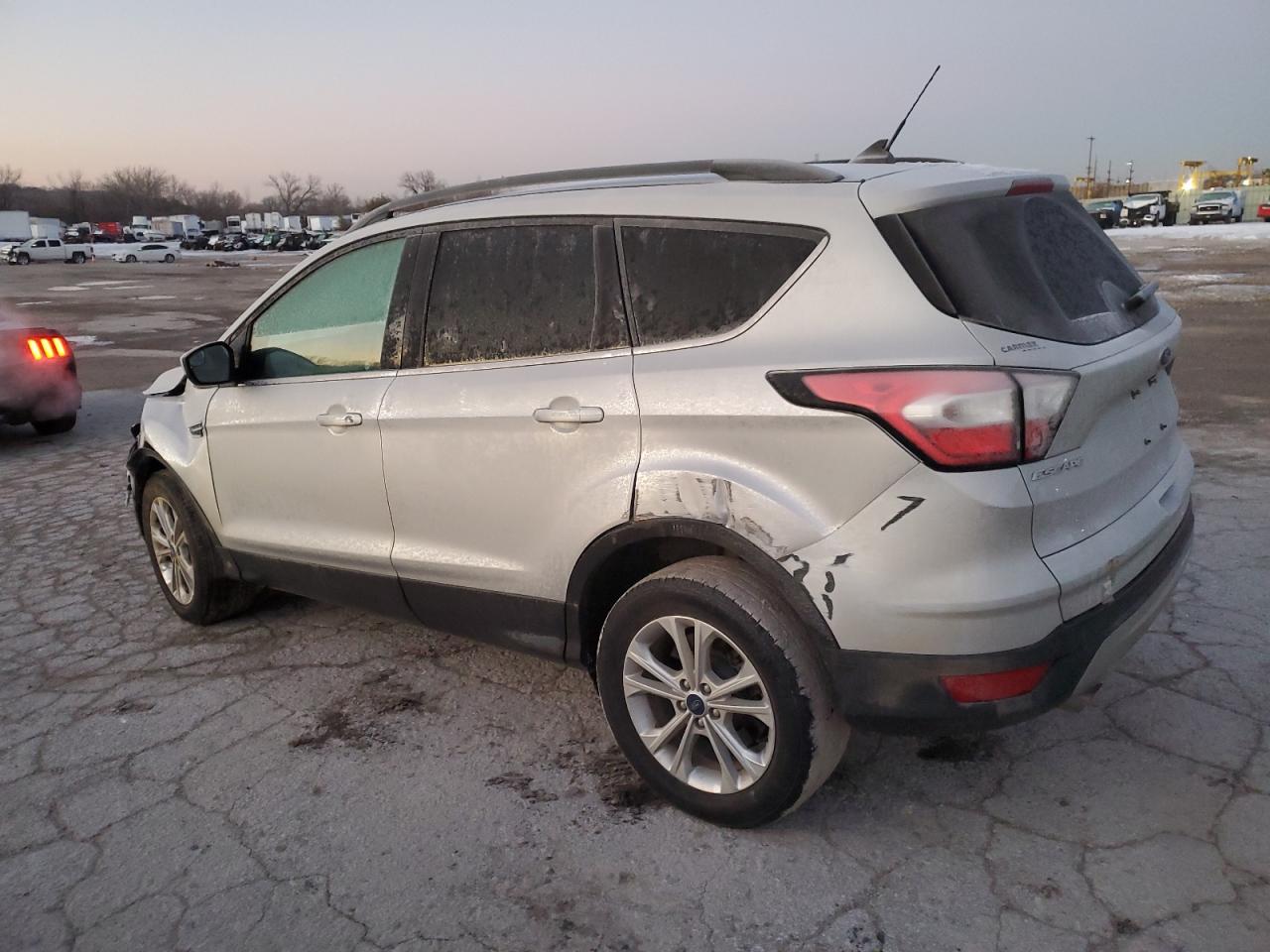 2018 Ford Escape VIN 1FMCU0GD7JUD27804 Copart auction photo, front end damage thumbnail 2