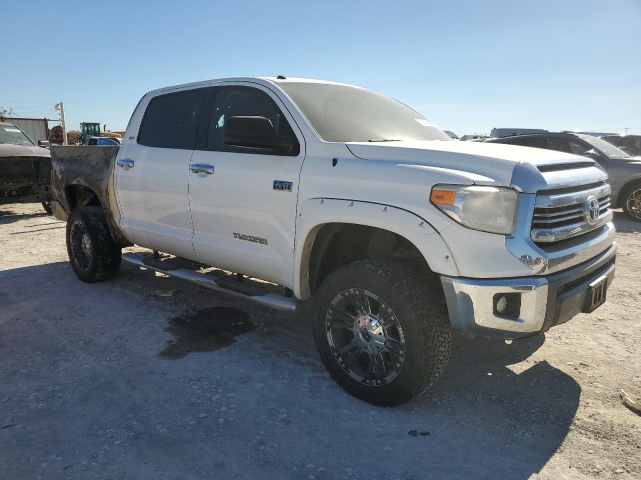 2016 Toyota Tundra VIN 5TFDW5F13GX535919 Copart auction photo, burn - interior / mechanical damage thumbnail 4