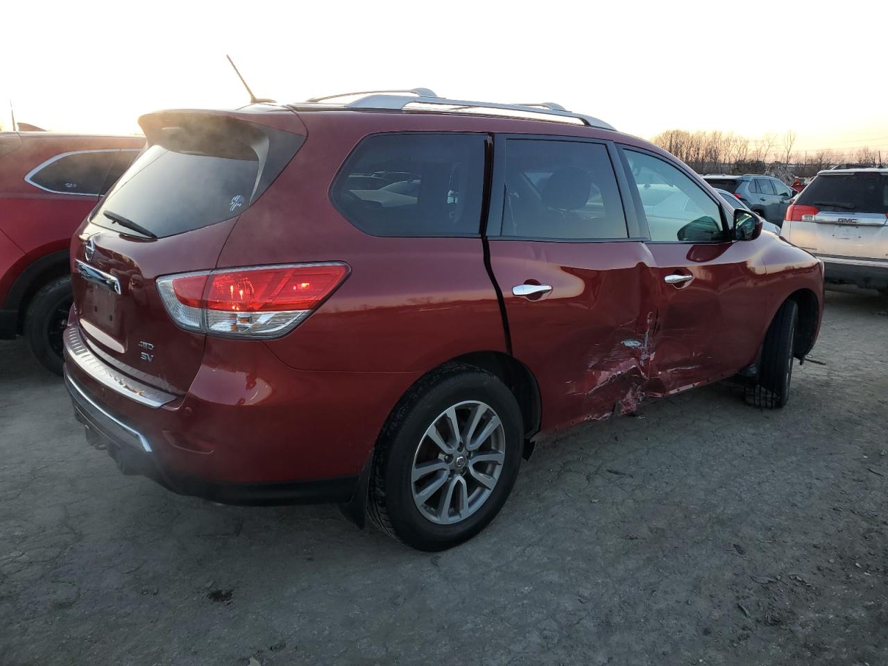 2016 Nissan Pathfinder VIN 5N1AR2MM5GC625050 Copart auction photo, side damage thumbnail 3