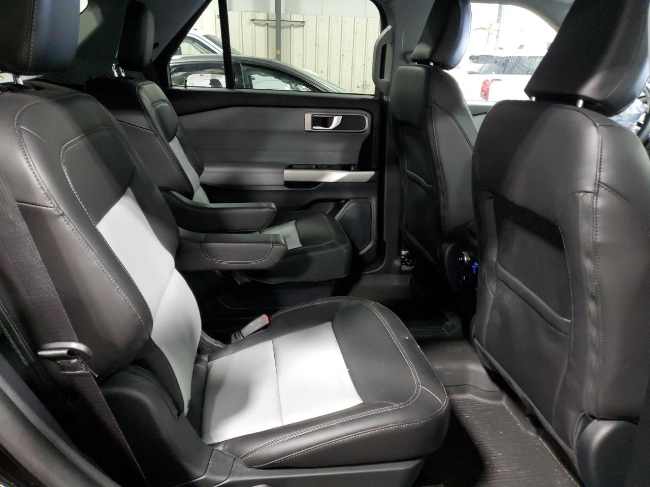 2022 Ford Explorer VIN 1FMSK8DH7NGB42518 Copart auction photo, front end damage thumbnail 11