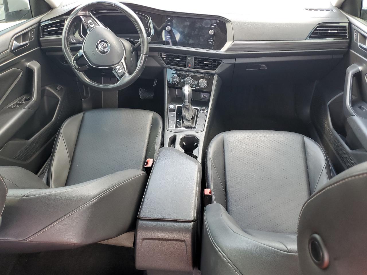 2019 Volkswagen Jetta VIN 3VWE57BU2KM102672 Copart auction photo, rear end / minor dent/scratches damage thumbnail 8