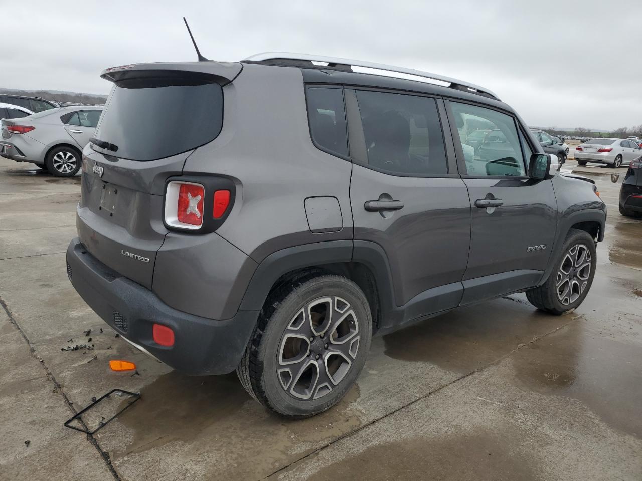 2016 Jeep Renegade VIN ZACCJADT5GPC84833 Copart auction photo, front end damage thumbnail 3