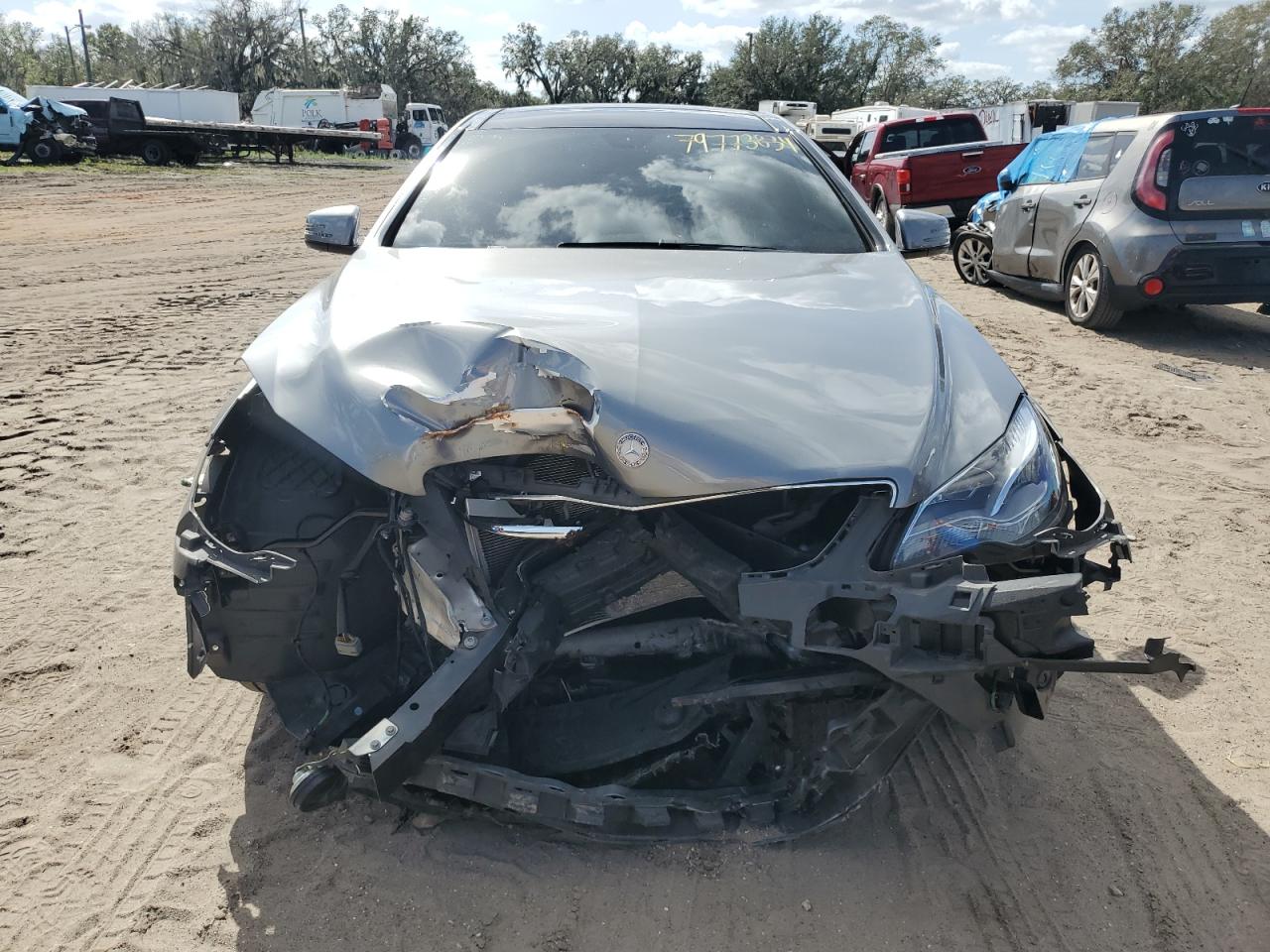 2014 Mercedes-Benz E-klasse VIN WDDKJ5KB2EF240906 Copart auction photo, front end / frame damage damage thumbnail 5