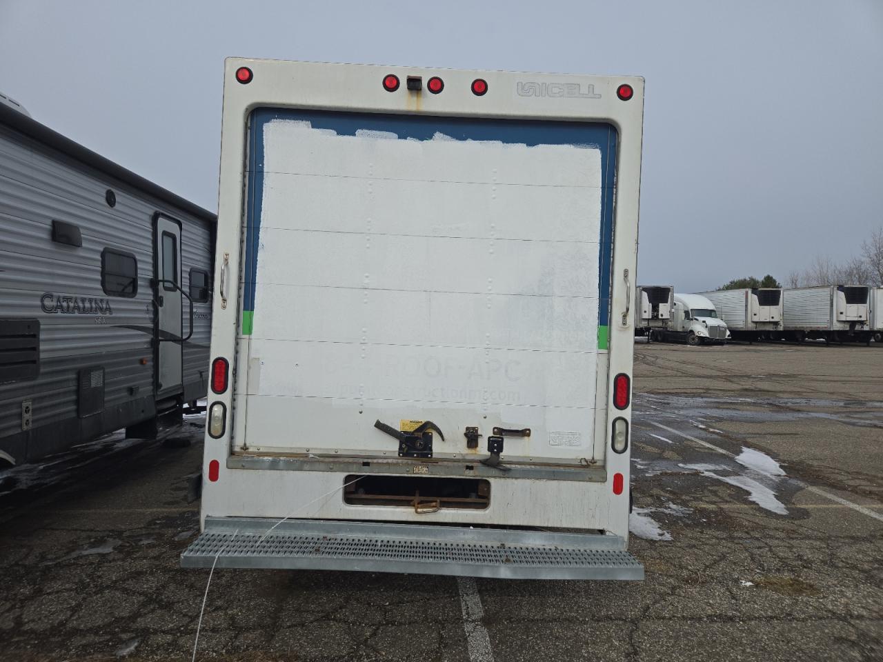 2018 Ford Transit VIN 1FDWS9PM9JKA11968 Copart auction photo, front end / side damage thumbnail 6