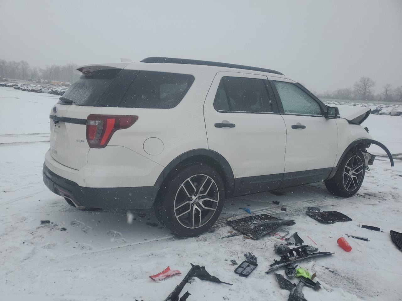 2016 Ford Explorer VIN 1FM5K8GT0GGA82145 Copart auction photo, all over damage thumbnail 3