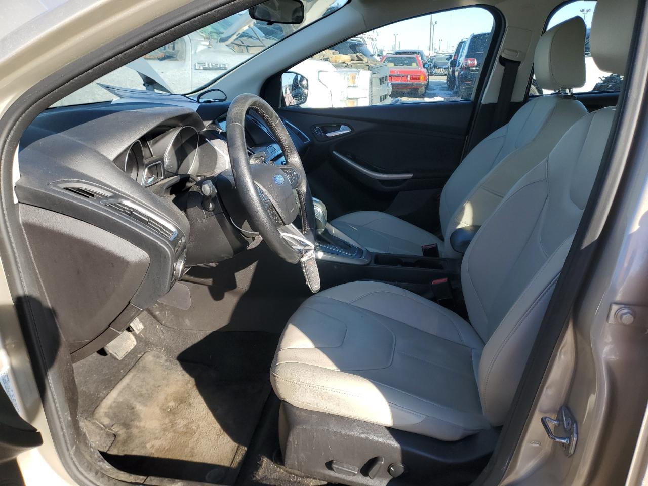2017 Ford Focus VIN 1FADP3N2XHL279479 Copart auction photo, front end / minor dent/scratches damage thumbnail 7
