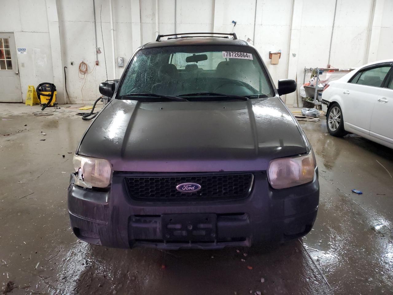 2003 Ford Escape VIN 1FMYU02113KA06942 Copart auction photo, front end / undercarriage damage thumbnail 5