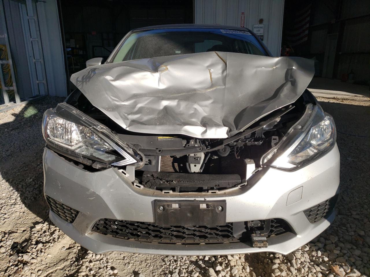 2018 Nissan Sentra VIN 3N1AB7AP6JY217484 Copart auction photo, front end / minor dent/scratches damage thumbnail 5