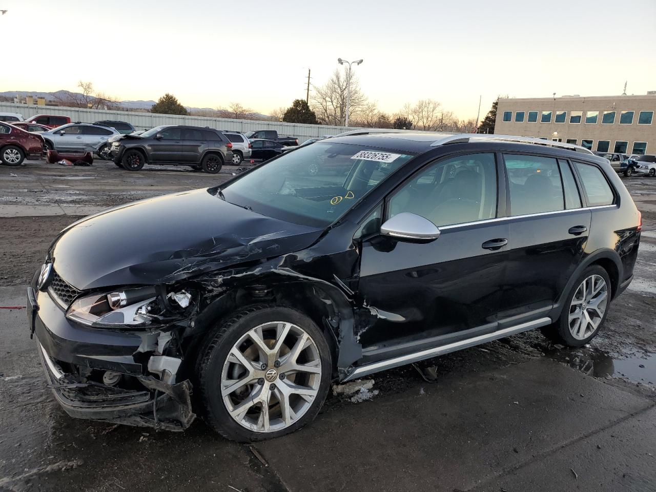 2017 Volkswagen Golf VIN 3VWH17AU3HM517552