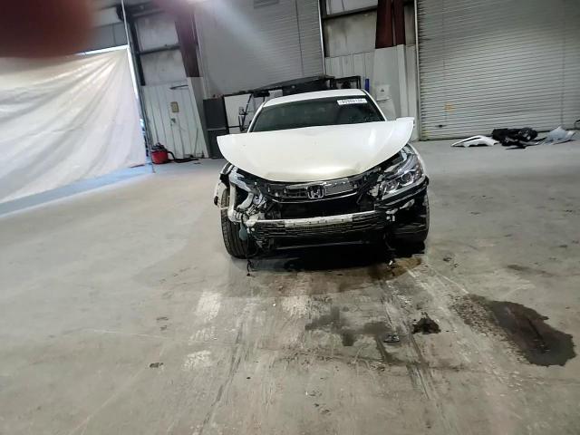 2017 Honda Accord VIN 1HGCR2E59HA092574 Copart auction photo, front end damage thumbnail 10