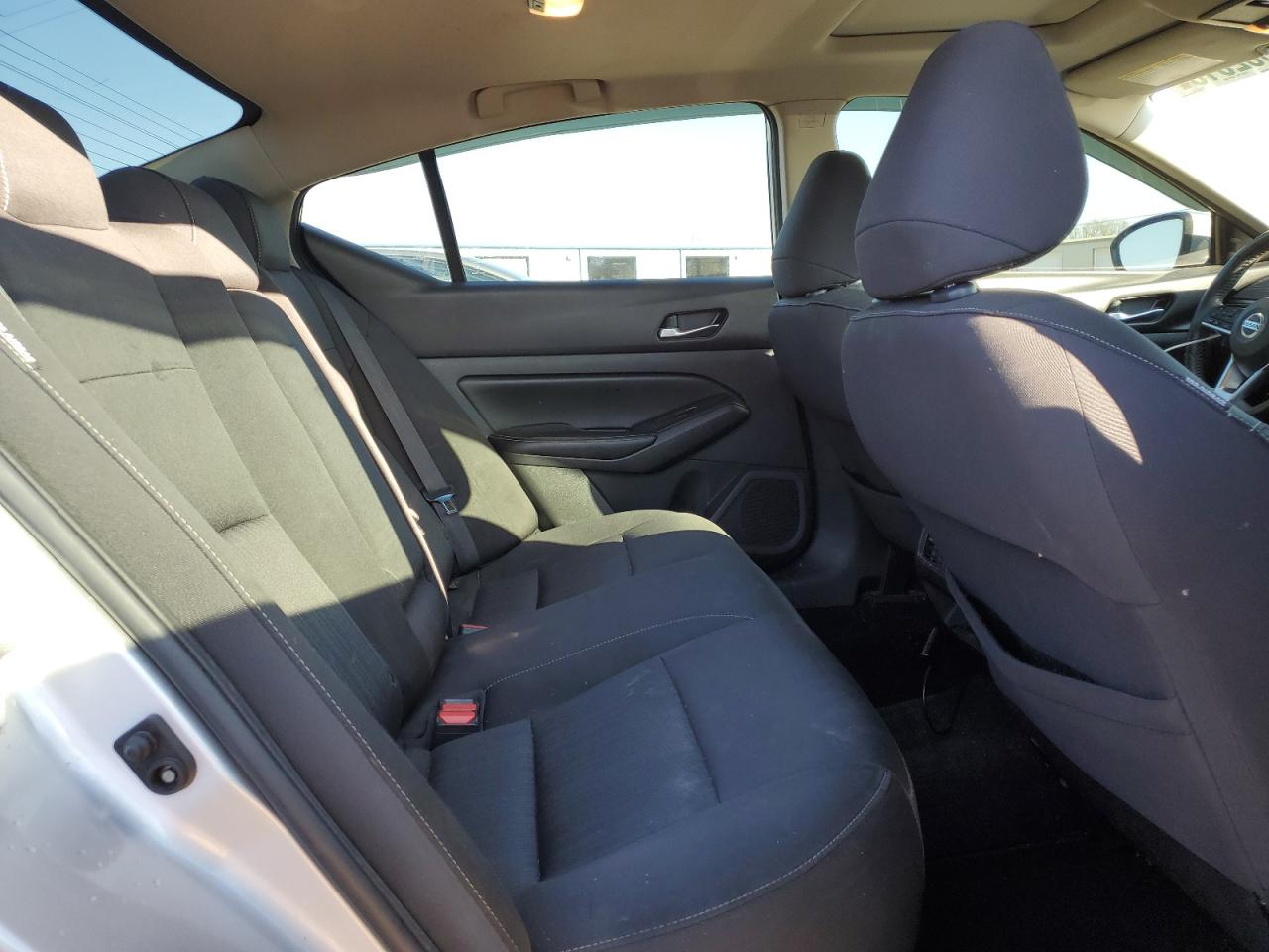 2019 Nissan Altima VIN 1N4BL4DV6KC150795 Copart auction photo, minor dent/scratches damage thumbnail 10