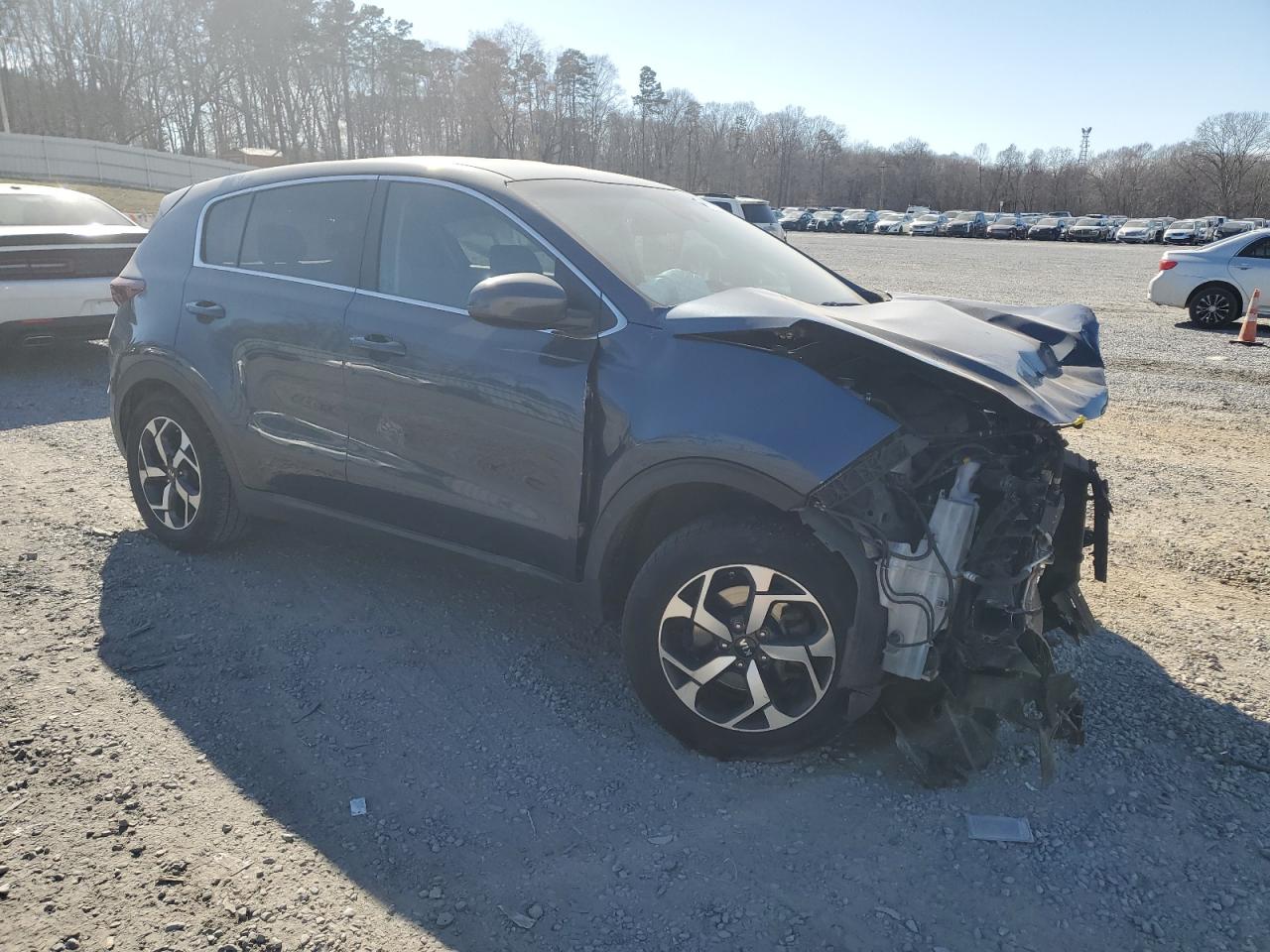 2022 KIA Sportage VIN KNDPM3AC2N7018611 Copart auction photo, front end / side damage thumbnail 4