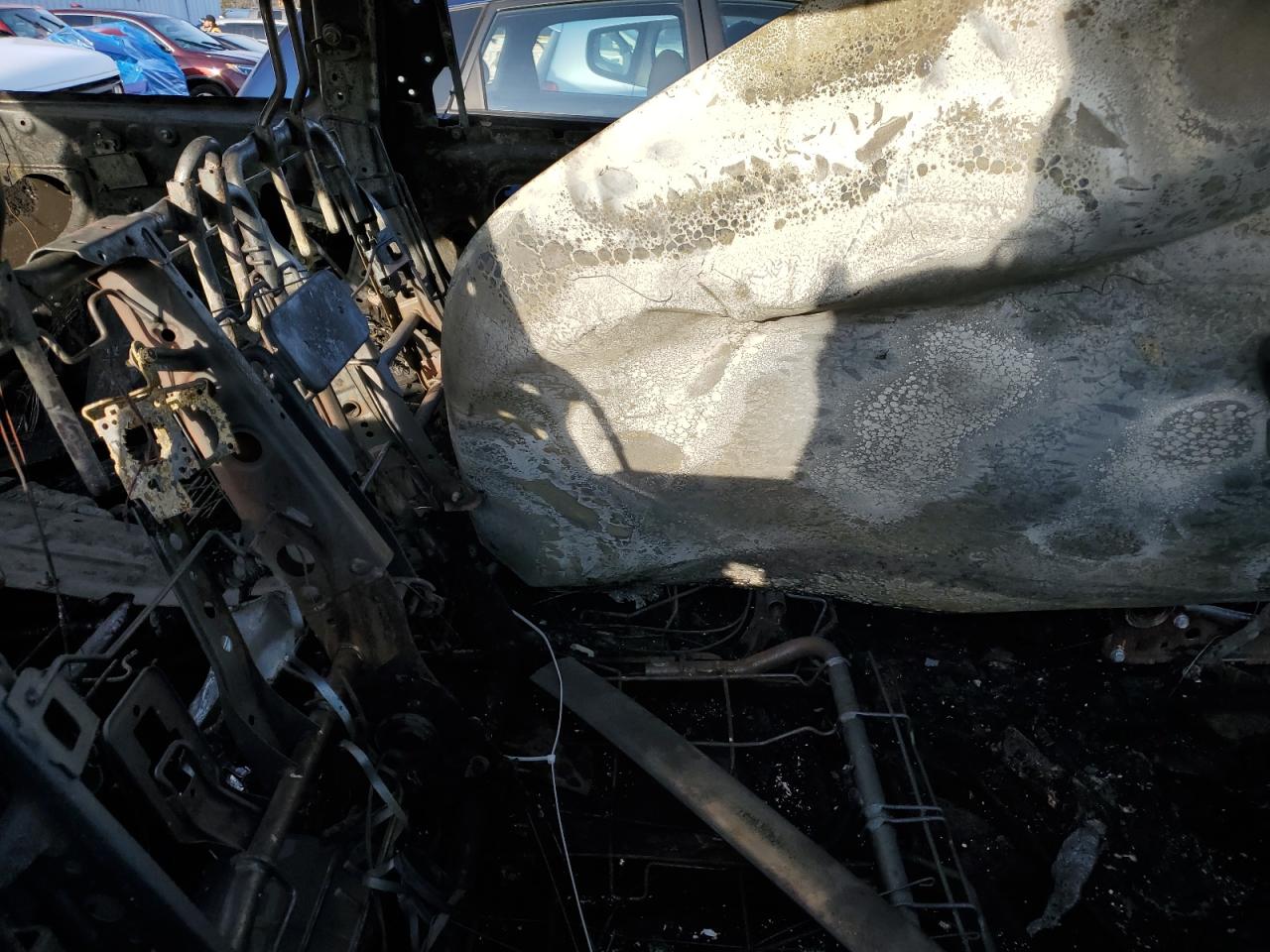2016 Toyota Highlander VIN 5TDZARFH3GS022202 Copart auction photo, burn damage thumbnail 11