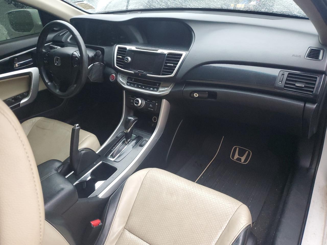 2015 Honda Accord VIN 1HGCT2B84FA001515 Copart auction photo, front end damage thumbnail 8