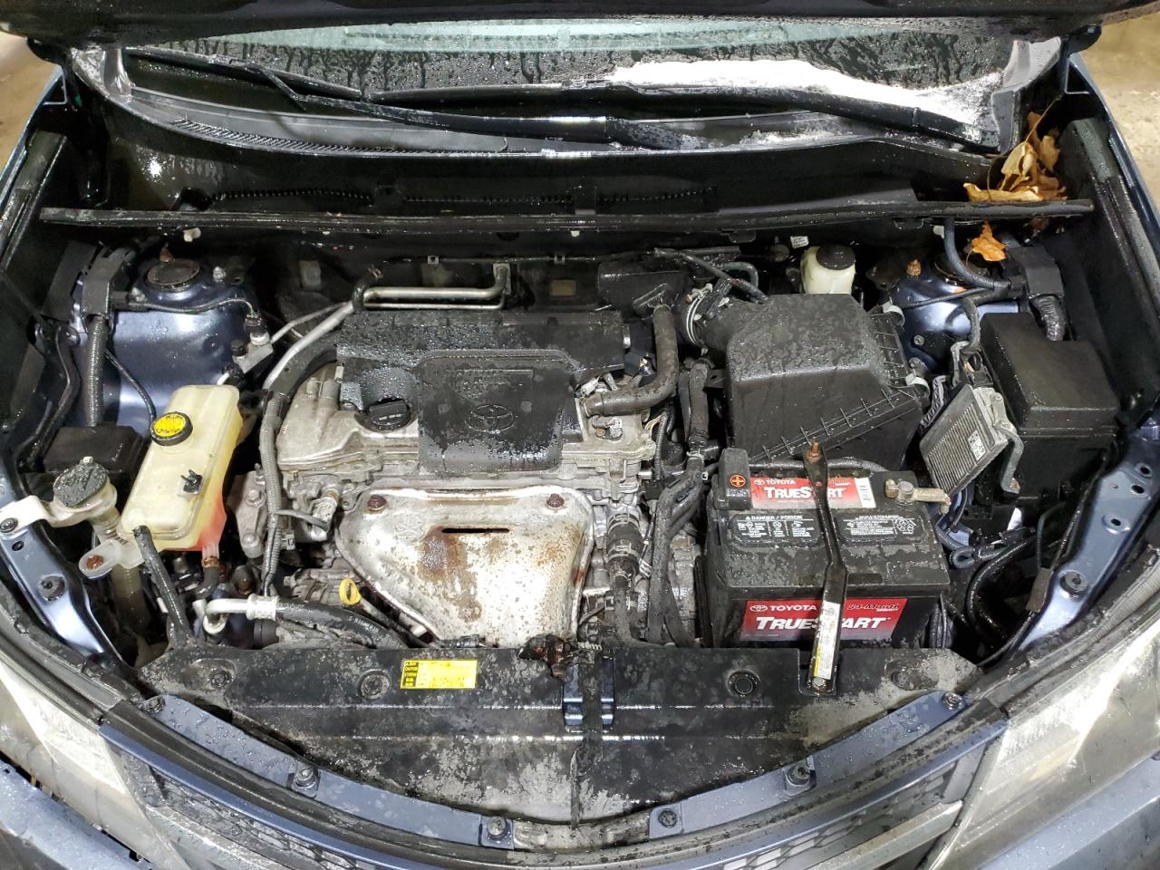 2014 Toyota RAV 4 VIN 2T3RFREV8EW219077 Copart auction photo, front end / minor dent/scratches damage thumbnail 12